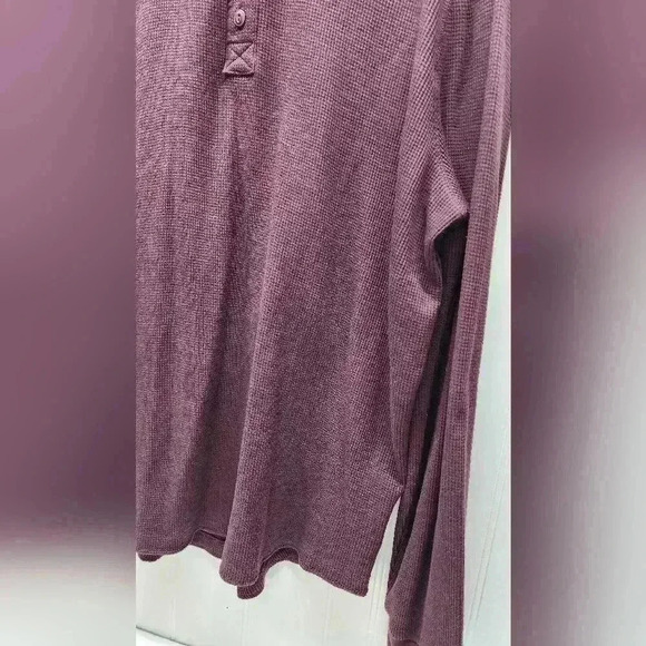 GAP HENLEY BURGUNDY XL EXCELLENT CONDITION - Picture 4 of 10